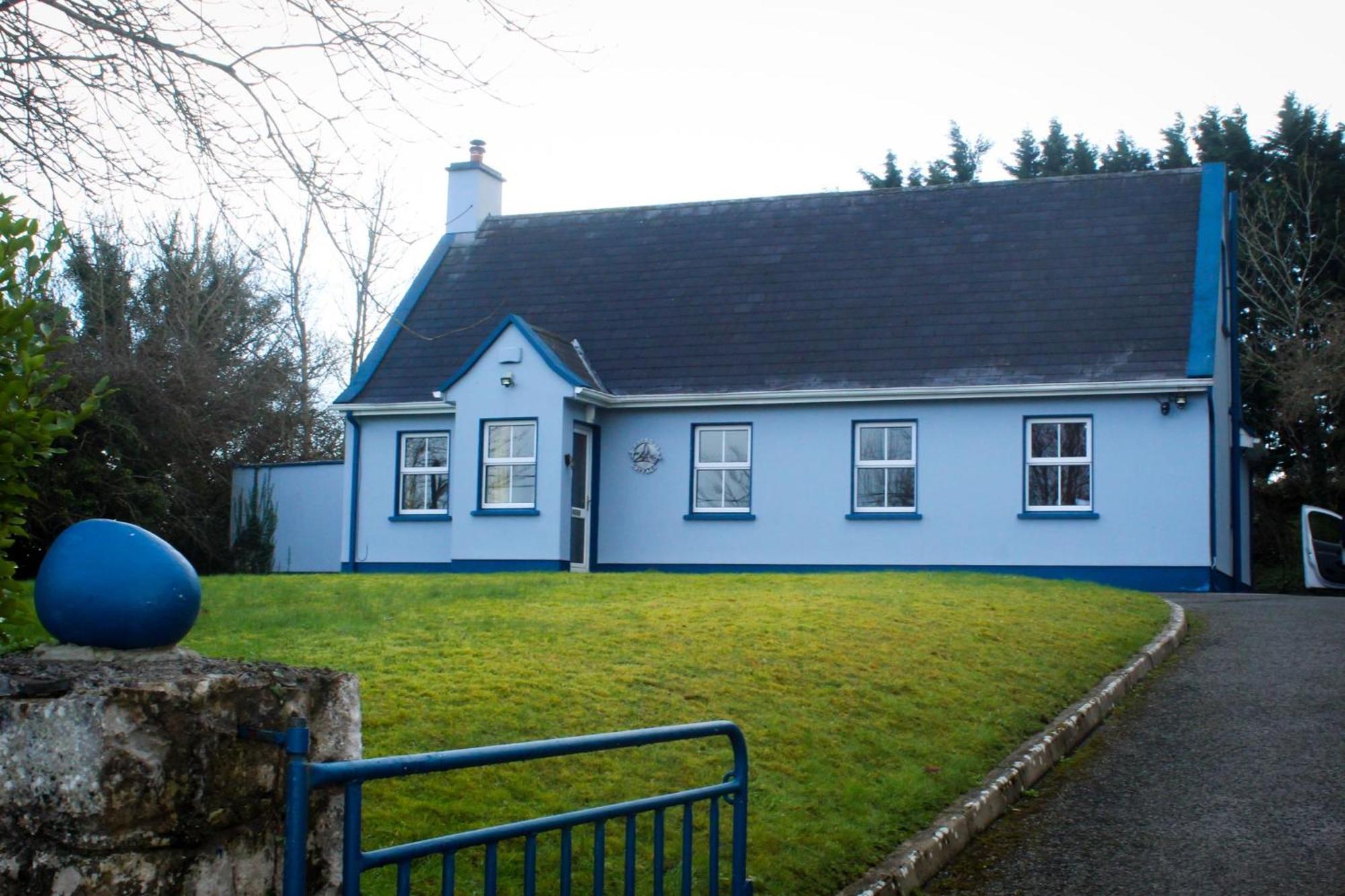 Riverside Cottage In The Burren Corofin  Exterior photo